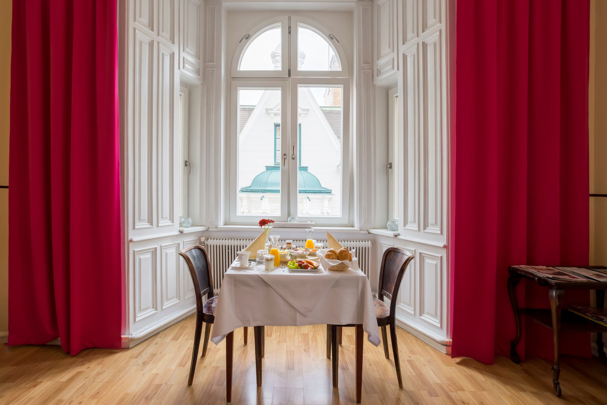 חדר אוכל תמונה