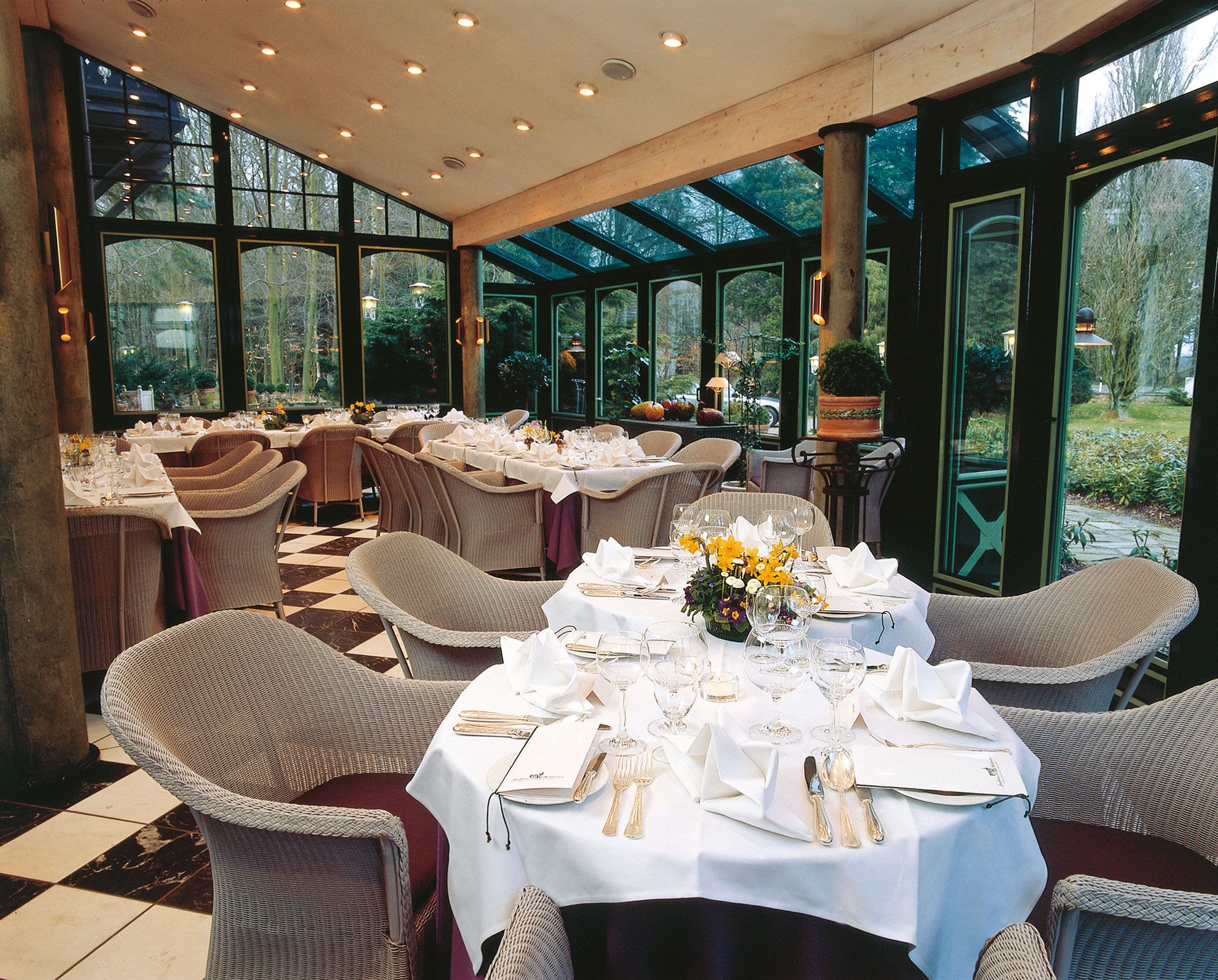 מסעדה תמונה