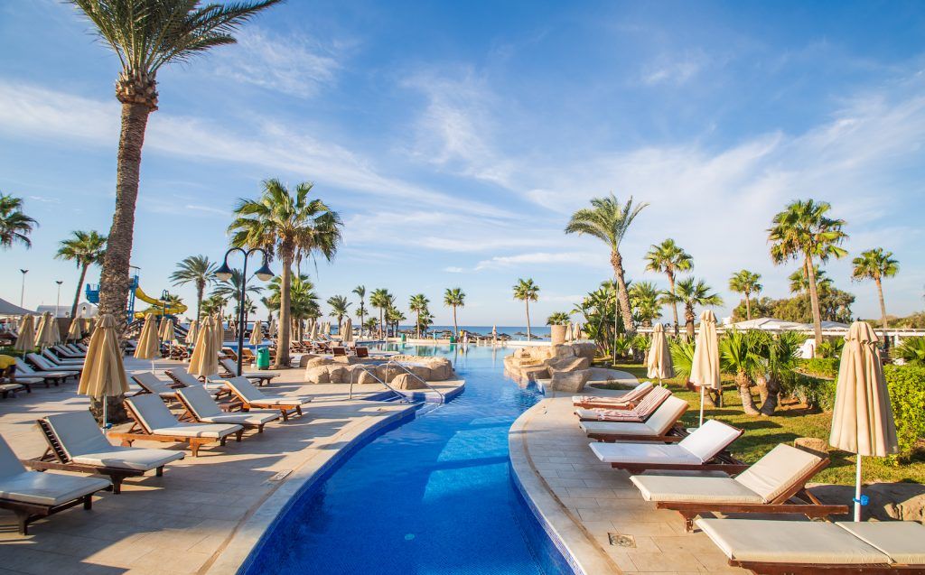 בריכה תמונה