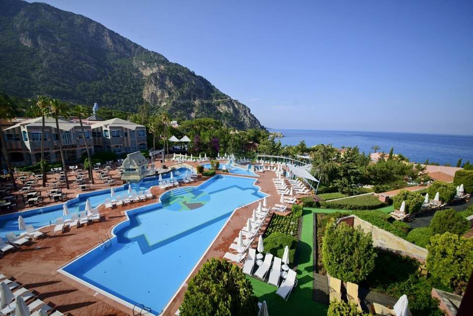 בריכה