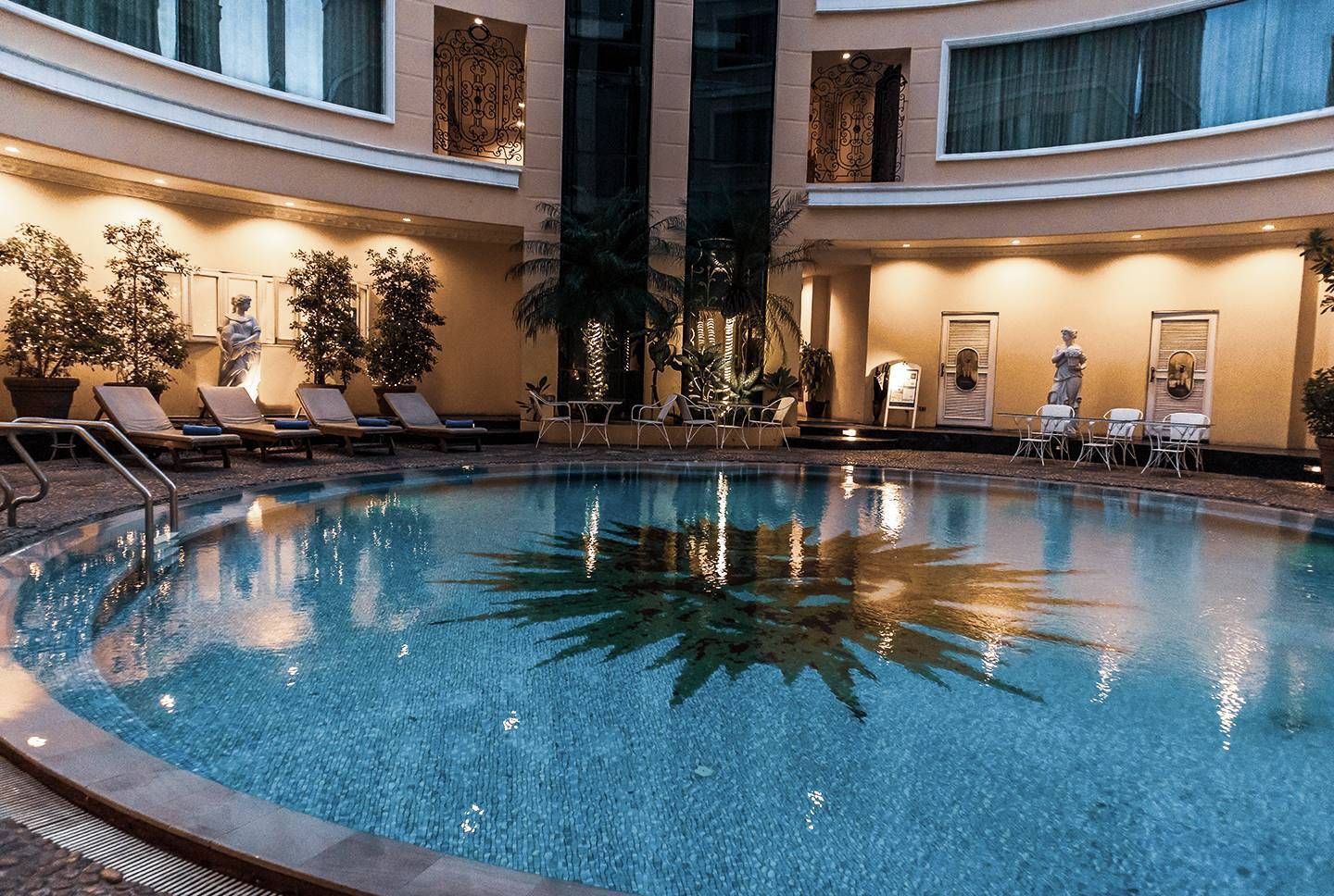 בריכה תמונה