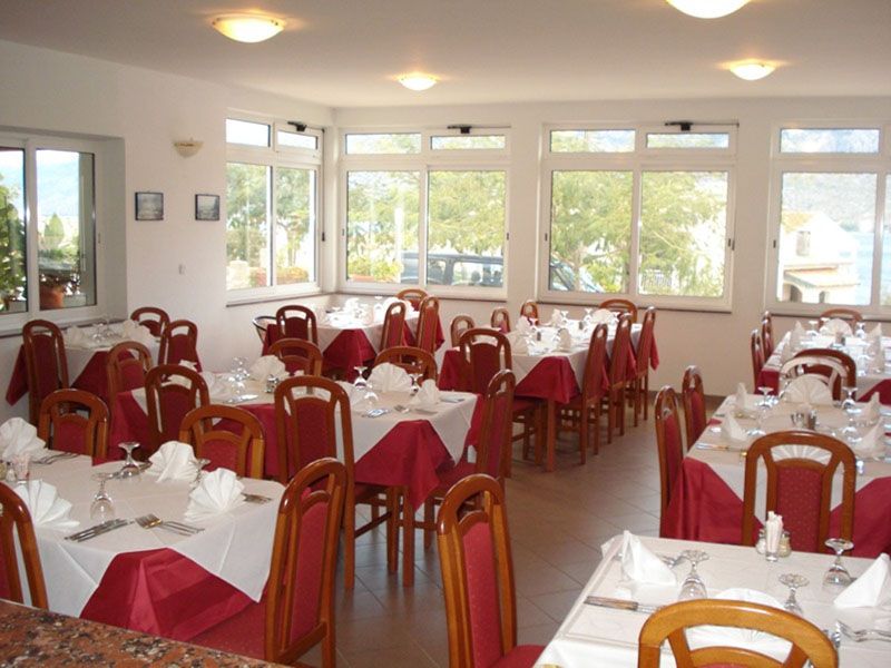 מסעדה תמונה