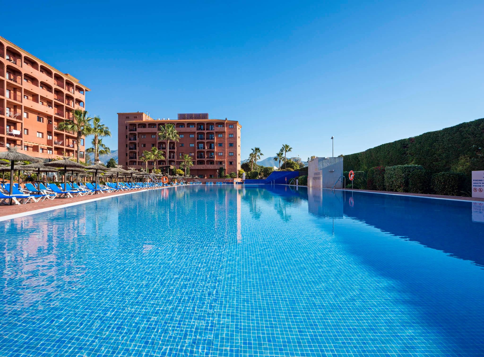 בריכה תמונה