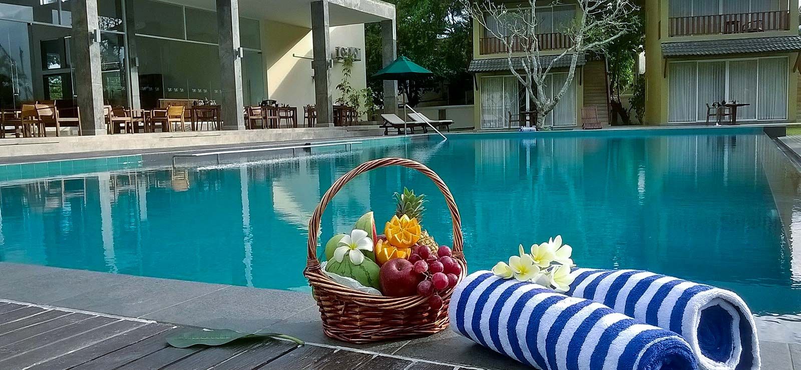 בריכה תמונה