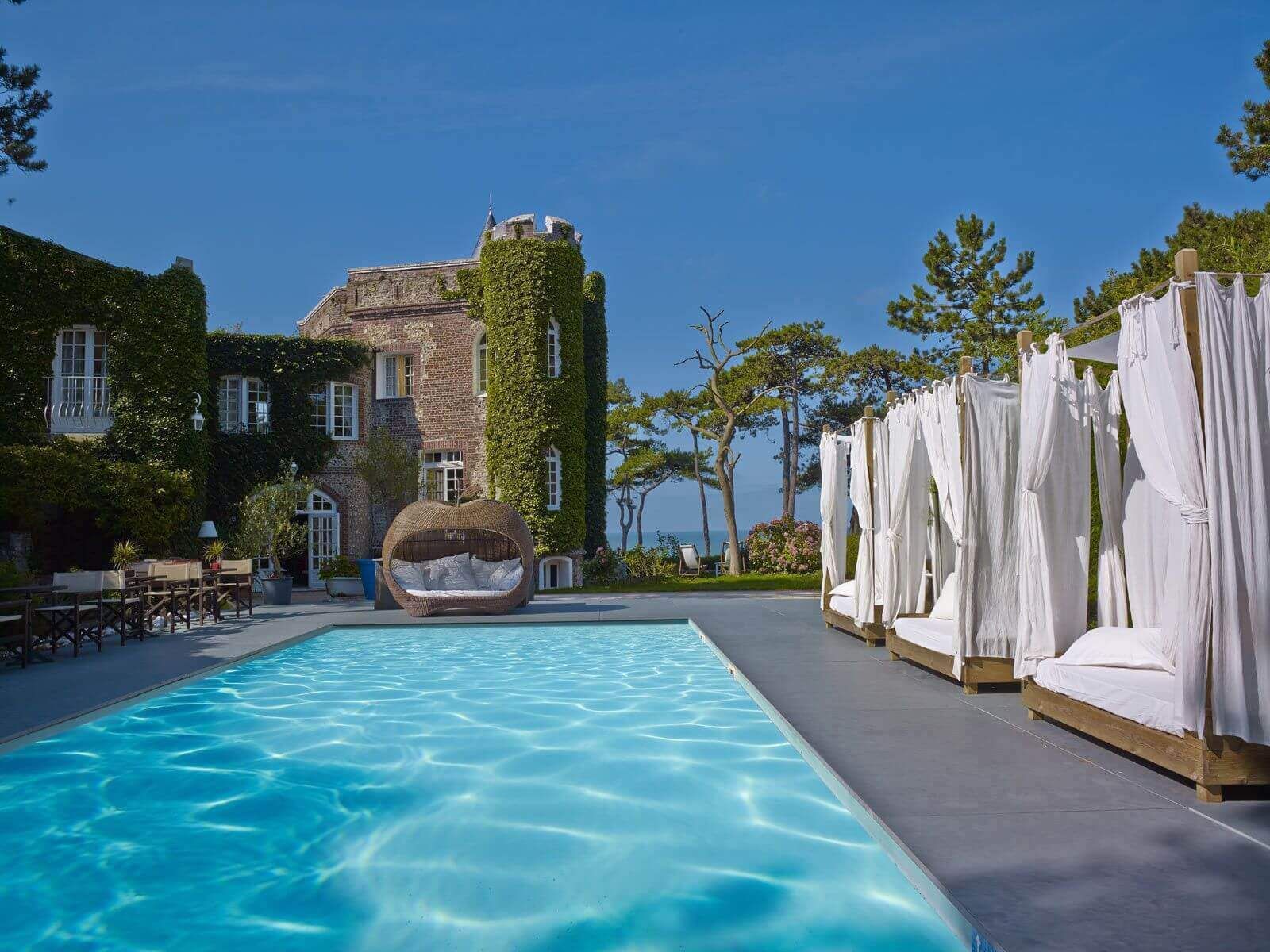 בריכה תמונה