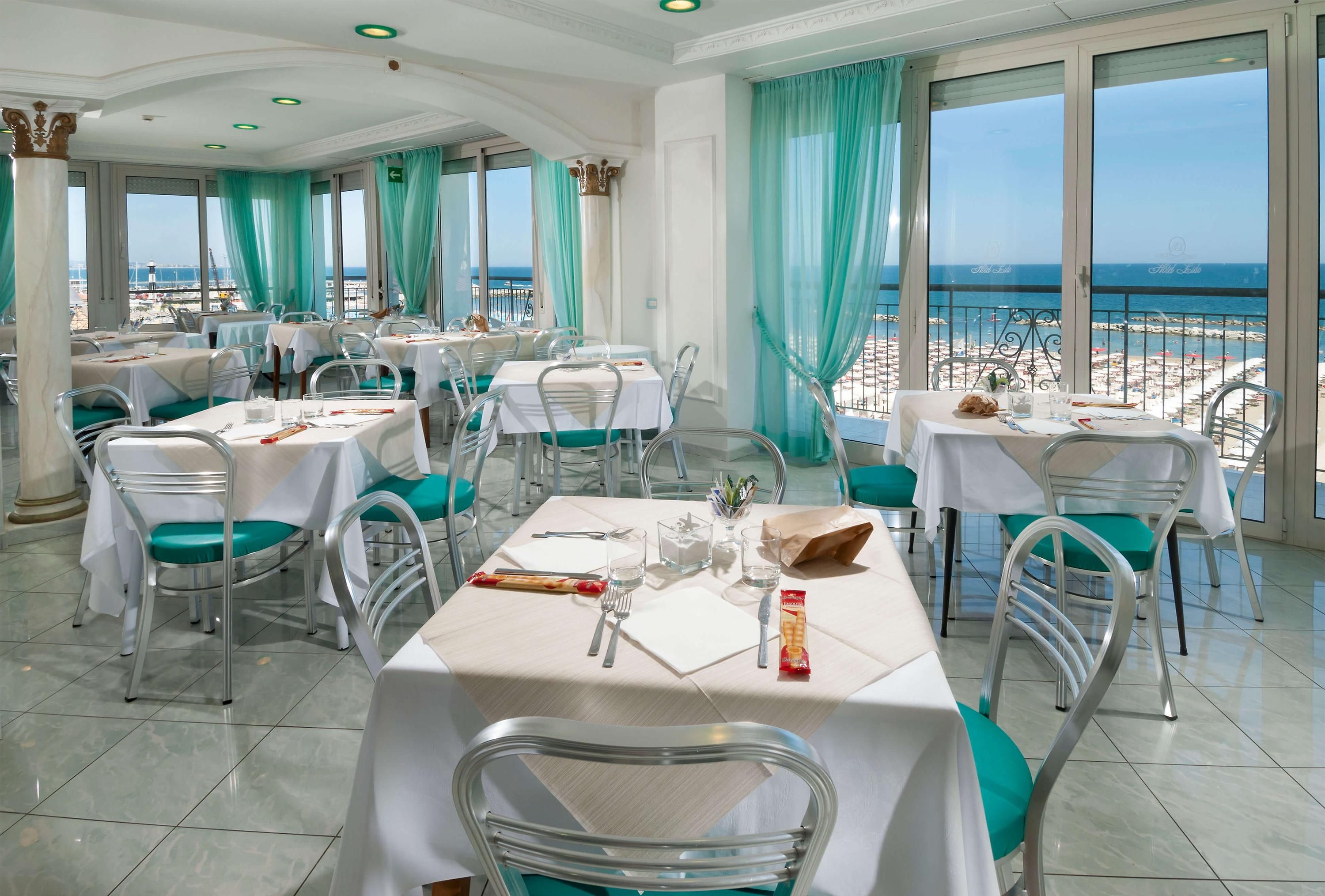 מסעדה תמונה