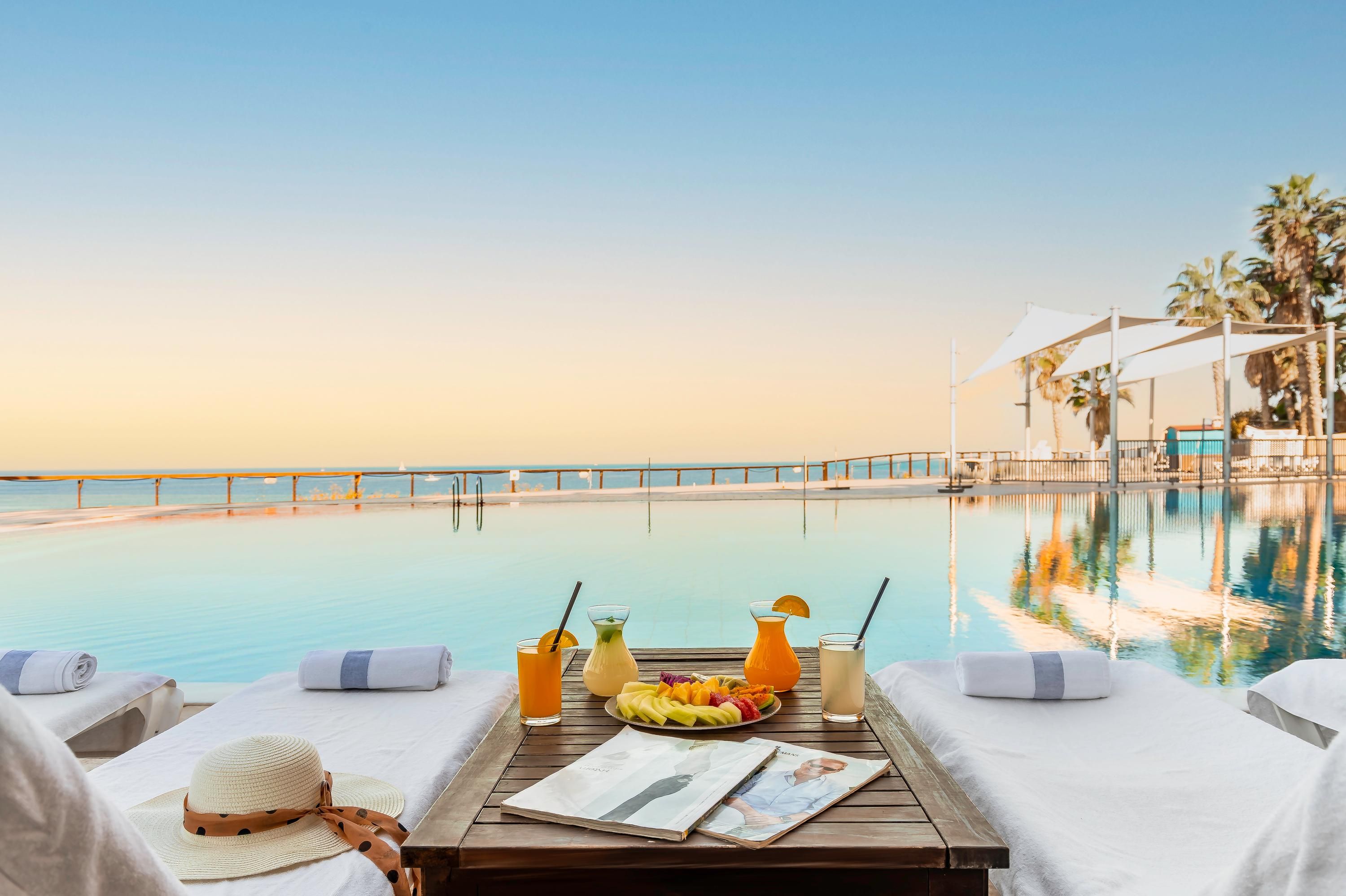 בריכה תמונה