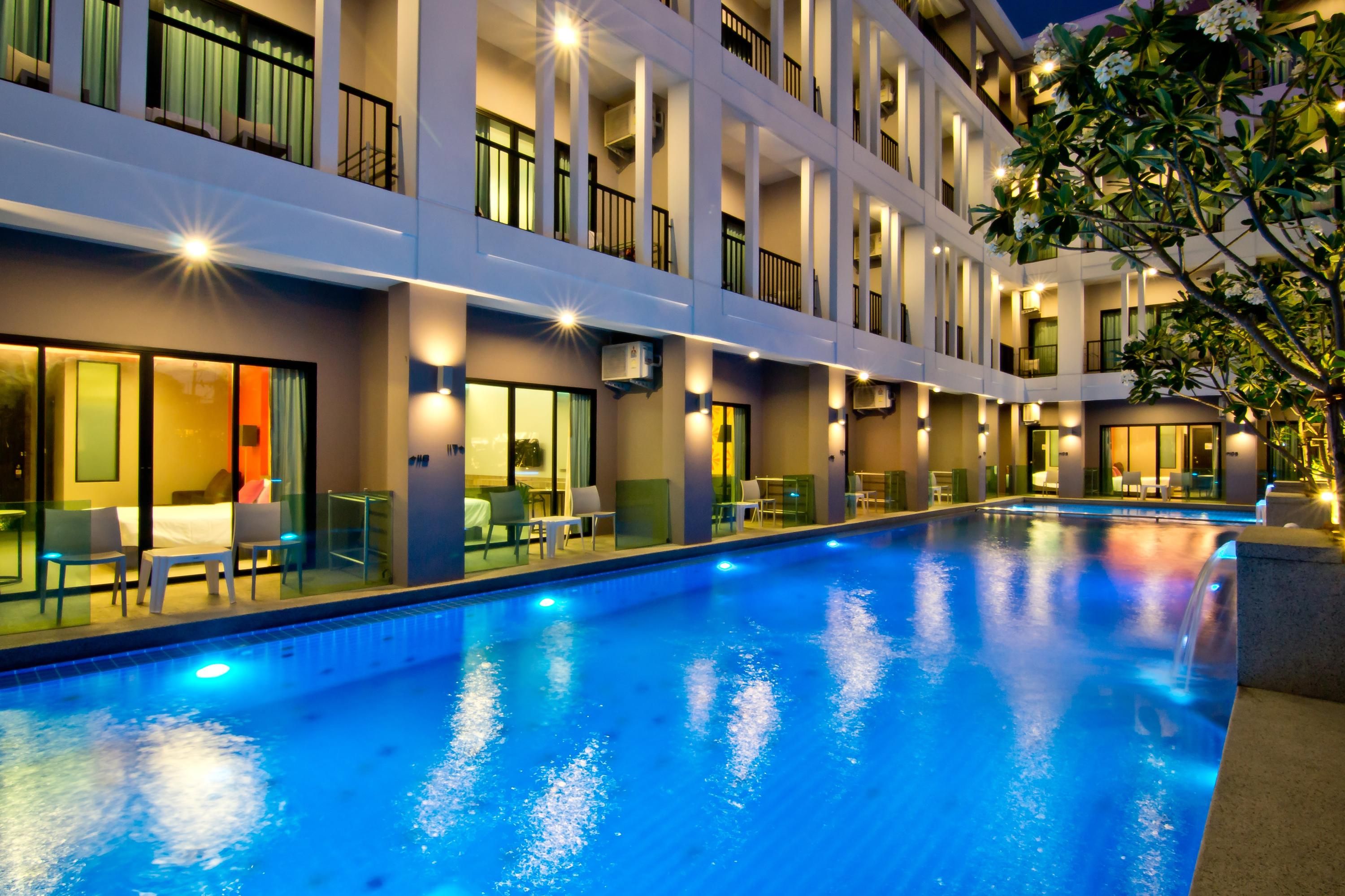 בריכה תמונה