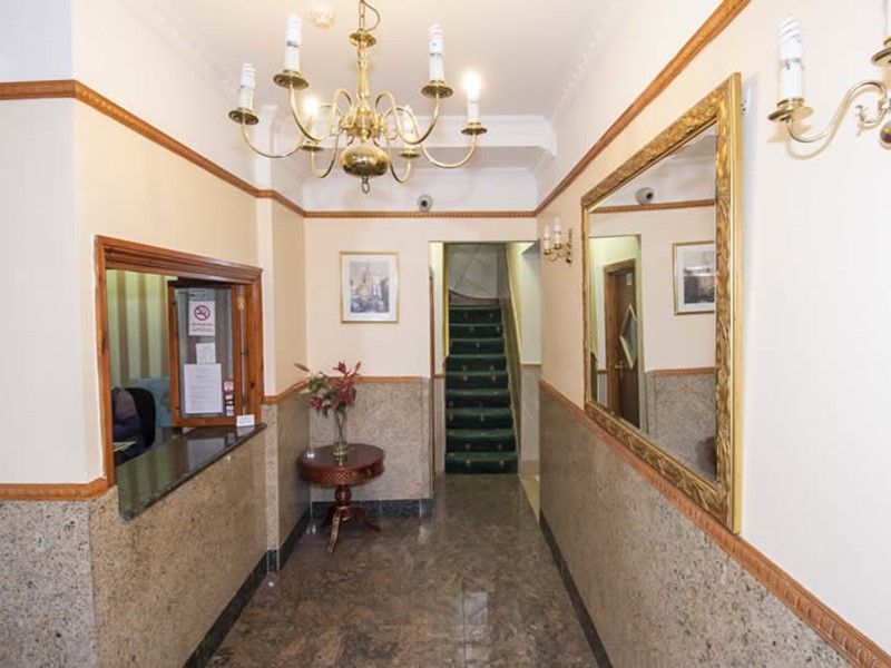 דלפק קבלה תמונה