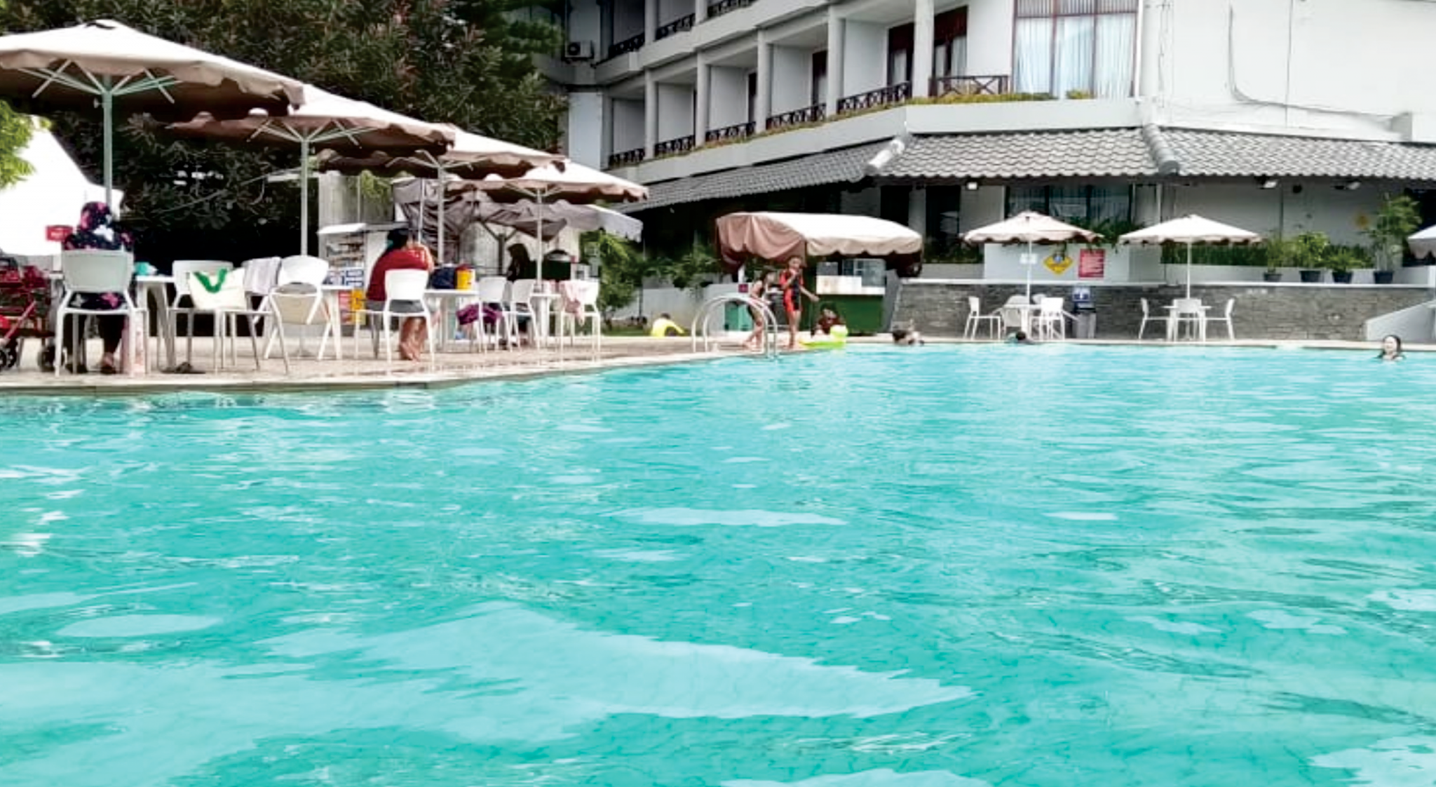 בריכה תמונה