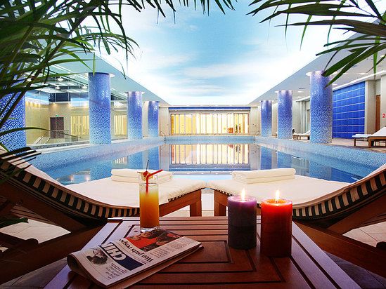 בריכה תמונה